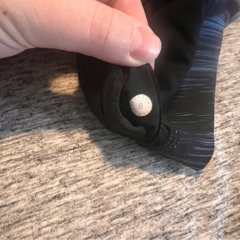 Lululemon Energy Bra 💪🏼🍋 - Picture 3 of 3